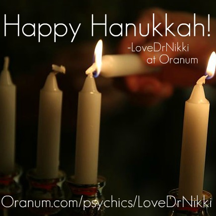 Hanukkah_candles